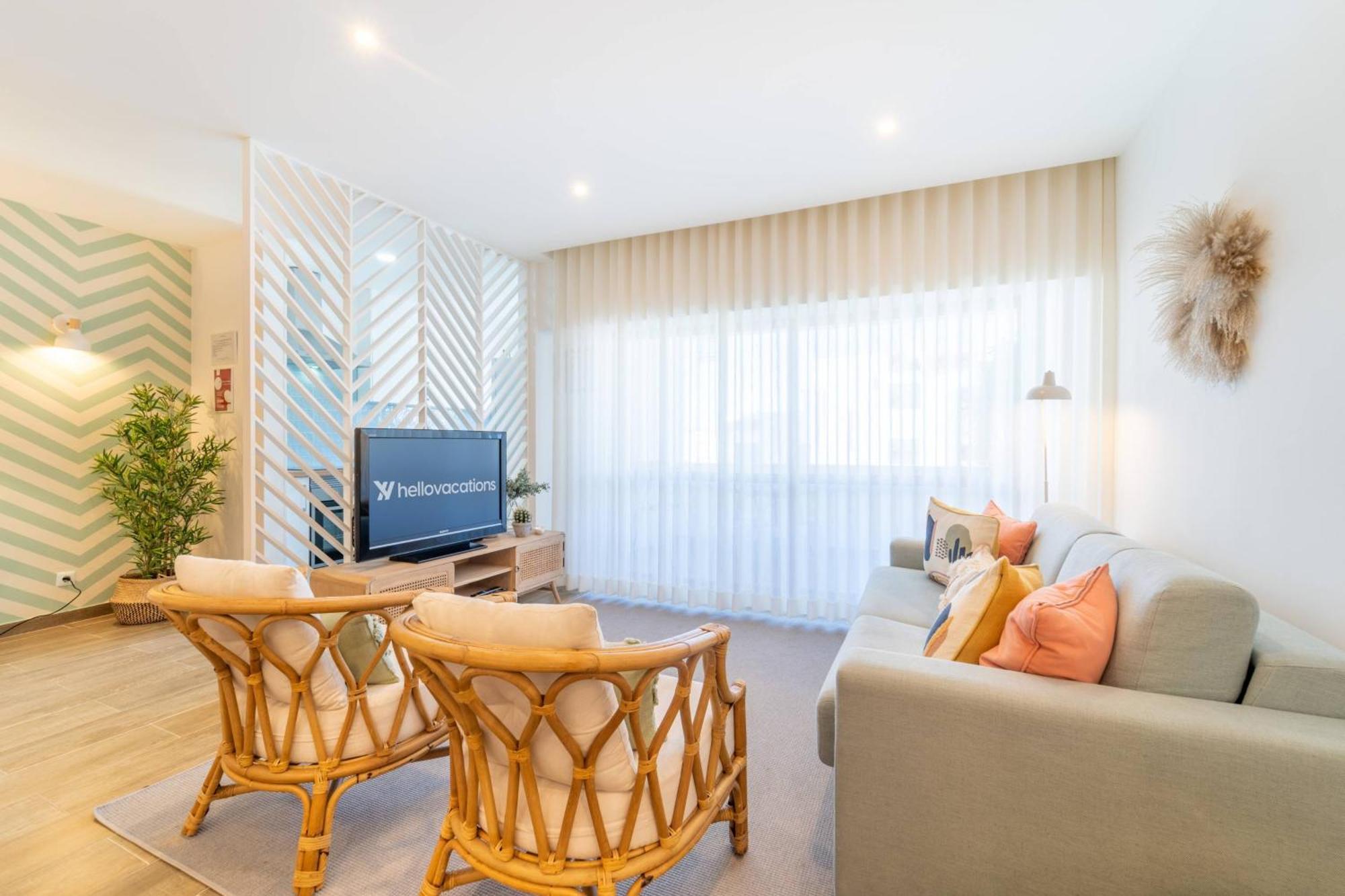 Palmeiras Apartment - 19A By Hellovacations Албуфейра Екстериор снимка